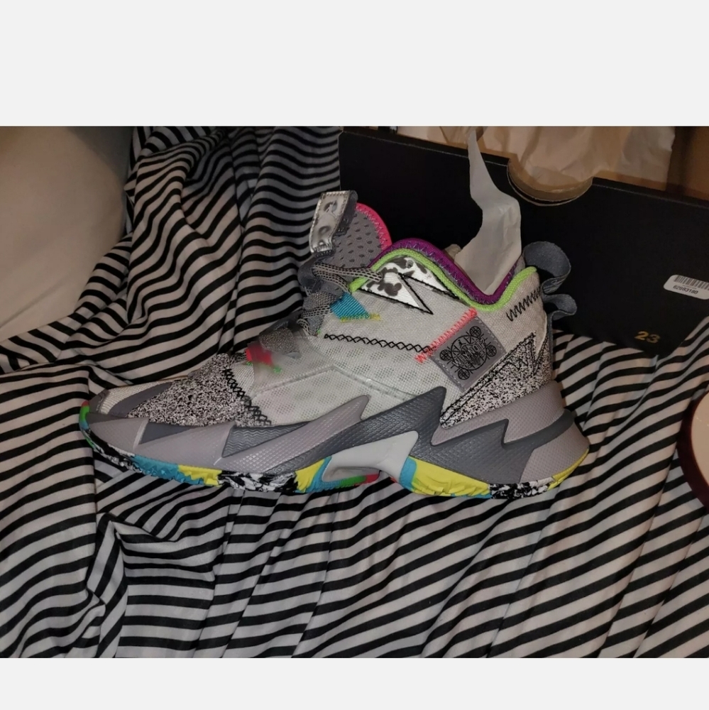 Jordans "why not zero" size 5.5y brand new